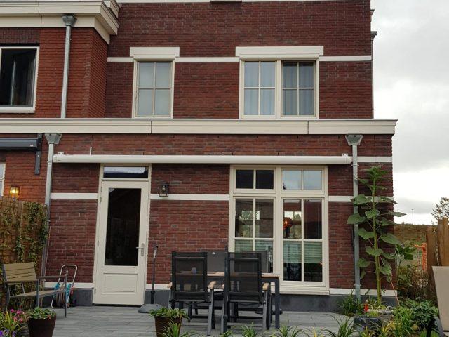 woonhoekhuis terrasscherm en ritsscreens