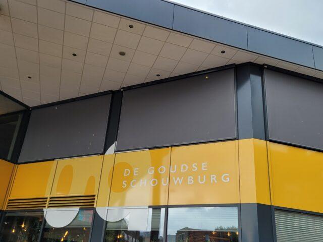 Goudse schouwburg screendoeken vervangen REM Zonwering screens